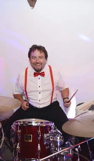 received_1631389226920546